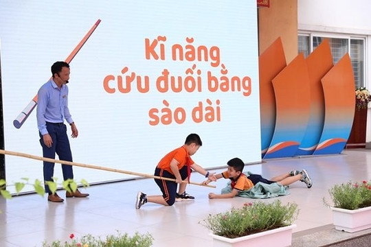 Công an Hà Nội khuyến cáo 11 kỹ năng phòng chống tai nạn, cháy nổ cho trẻ em