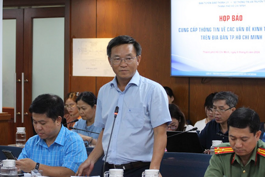 TP.HCM: Vì sao cây xanh chết hàng loạt?
