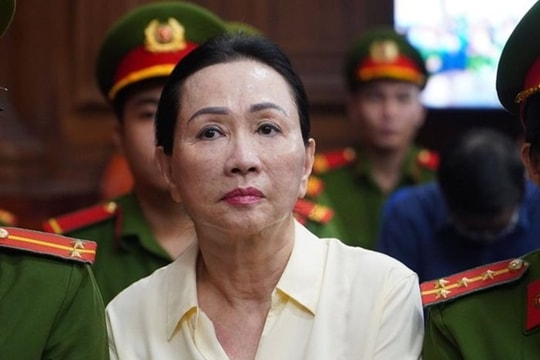 Bà Trương Mỹ Lan xin được dùng tài sản bị kê biên để thanh toán nợ cho các trái chủ