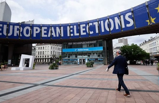 Bầu cử Nghị viện châu Âu: Phe cực hữu thắng thế