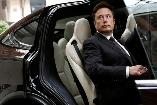 Elon Musk: Các cổ đông Tesla đã bỏ phiếu đồng ý phê chuẩn gói đãi ngộ 56 tỉ USD cho tôi