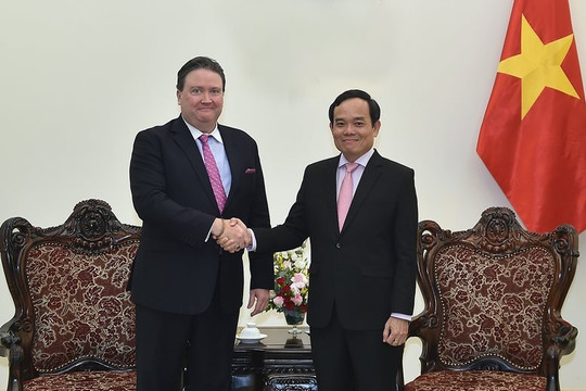 Phó thủ tướng Trần Lưu Quang tiếp Đại sứ Mỹ