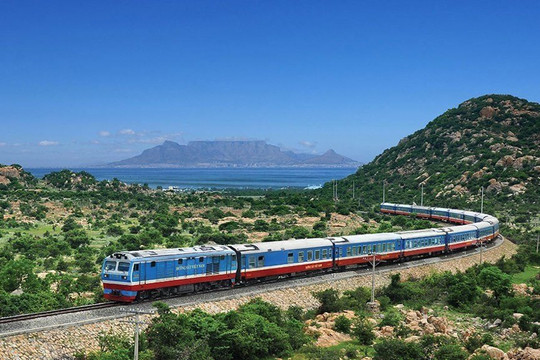 Thúc đẩy hợp tác triển khai 3 tuyến đường sắt kết nối Việt Nam - Trung Quốc