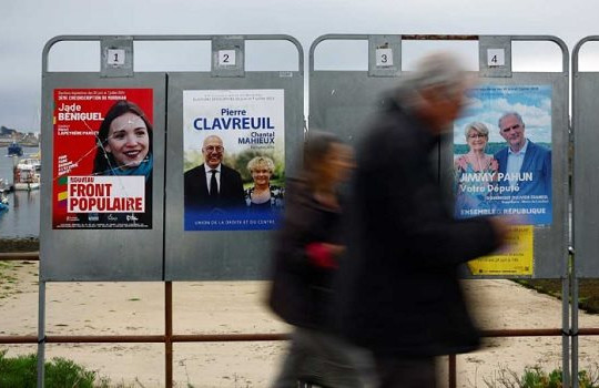 Pháp bước vào bầu cử quốc hội vòng đầu