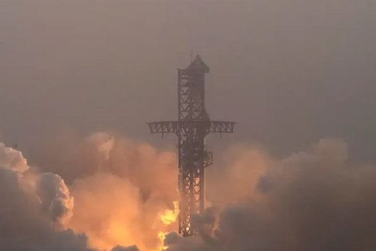 Các vụ phóng tên lửa SpaceX tàn phá môi trường sống của chim, Elon Musk bị tố lừa các quan chức Mỹ