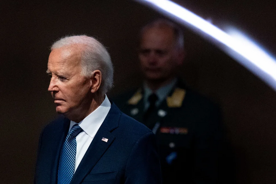 CNN: Vị thế chính trị của Tổng thống Biden đang bị lung lay