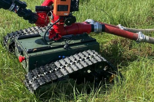 Robot chữa cháy dùng cho quân đội của Ukraine