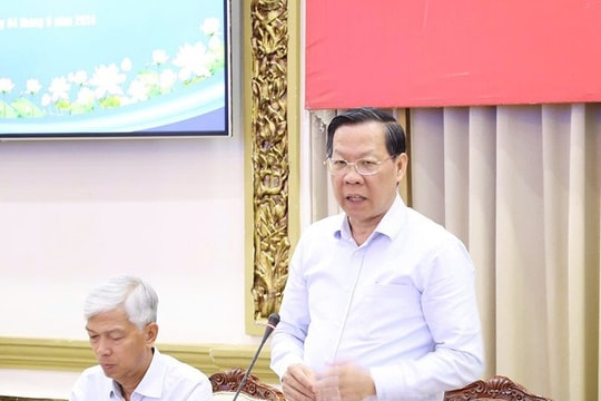 Ông Phan Văn Mãi: Ngành giáo dục TP.HCM không được để xảy ra lạm thu đầu năm học