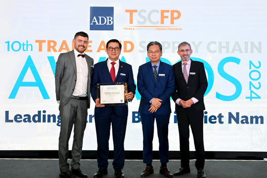 ADB lần thứ hai liên tiếp vinh danh HDBank là ‘Ngân hàng đối tác hàng đầu tại Việt Nam’