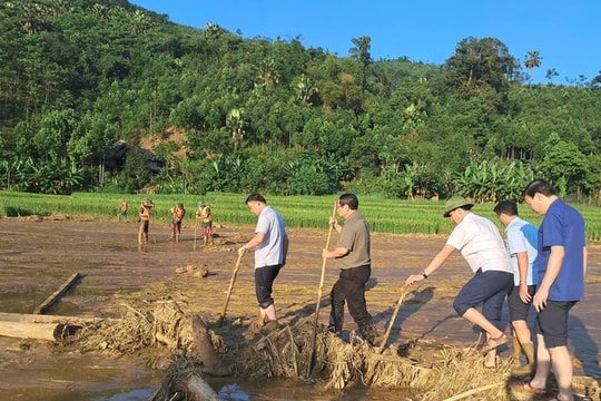 Thủ tướng: Chậm nhất 31.12 phải hoàn thành xây dựng lại bản Làng Nủ