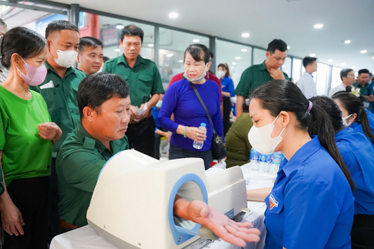 Ngành y tế cần tận dụng trí tuệ nhân tạo để người dân tiếp cận dịch vụ y tế tiện ích hơn