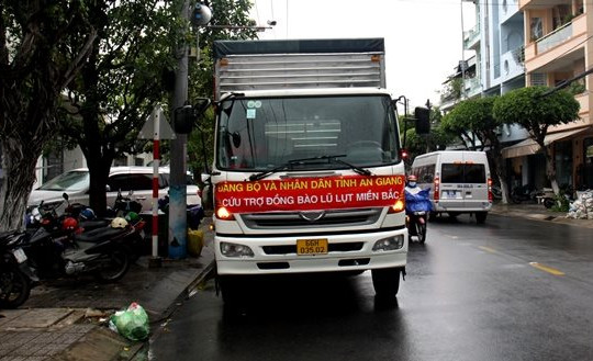 An Giang: Các chuyến hàng cứu trợ lên đường đến với đồng bào vùng bão lũ miền Bắc