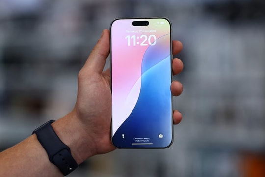 Nhiều người Nga không ngại giá dòng iPhone 16 cao ngất ngưởng khi số lượng đặt hàng trước tăng vọt so với năm 2023