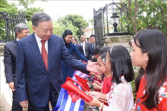 Tổng Bí thư, Chủ tịch nước Tô Lâm thăm Đại sứ quán và cộng đồng người Việt Nam tại Cuba