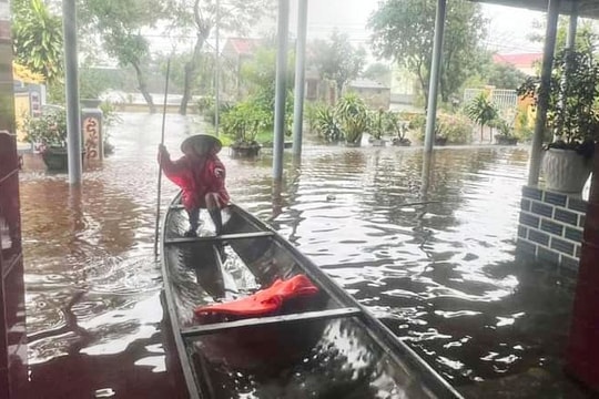 Mưa lớn khiến hơn 15.000 ngôi nhà tại Quảng Bình bị ngập