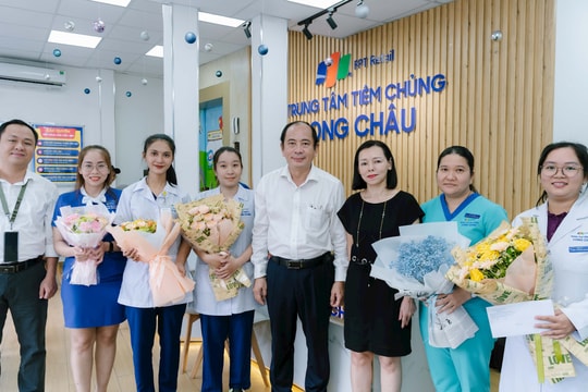 Người đàn ông thoát 'cửa tử' nhờ được trung tâm tiêm chủng cấp cứu kịp thời