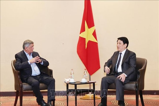 Chủ tịch nước Lương Cường tiếp Chủ tịch Đảng Cộng sản Chile