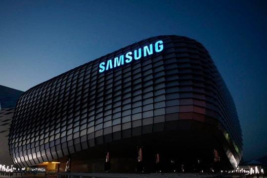 Cổ phiếu Samsung chạm mức thấp nhất 4 năm do mối lo ông Trump áp thuế cao với hàng Trung Quốc