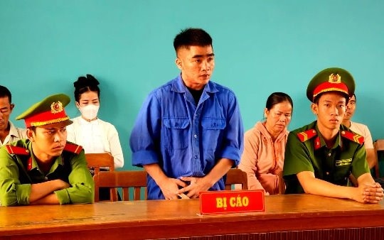 Kiên Giang: Nam thanh niên lãnh 12 năm tù vì đâm chết người