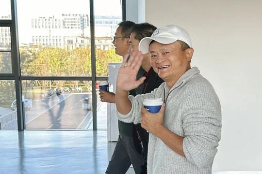 Jack Ma lần đầu trở lại Alibaba sau hơn 1 năm rưỡi khi Trung Quốc nỗ lực thúc đẩy niềm tin kinh doanh