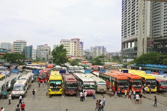 Hà Nội tăng phương tiện phục vụ đi lại của người dân dịp tết