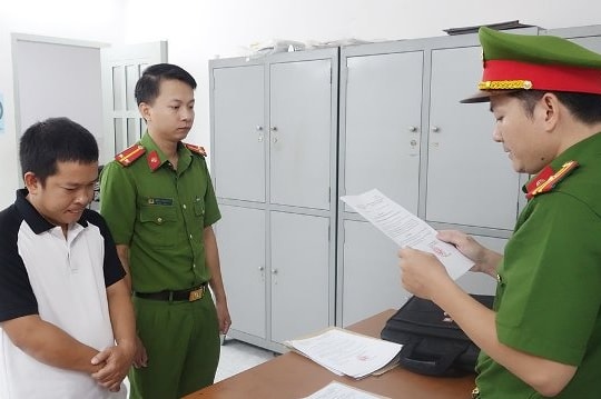 An Giang: Bắt người đàn ông thuê xe ô tô đem đi cầm