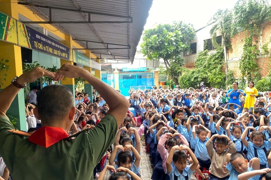 Trường học và đoàn thể phối hợp giáo dục pháp luật: Vì một cái Tết an toàn cho học sinh