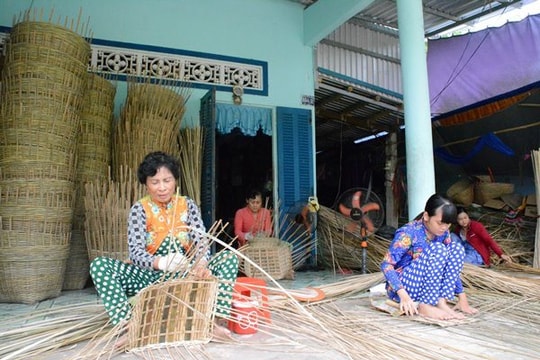 Tìm cách 'giữ lửa' cho nghề truyền thống ở Bạc Liêu