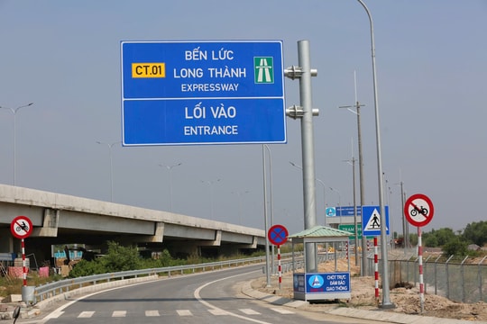 Khai thác 7km cao tốc Bến Lức - Long Thành ở Đồng Nai dịp tết