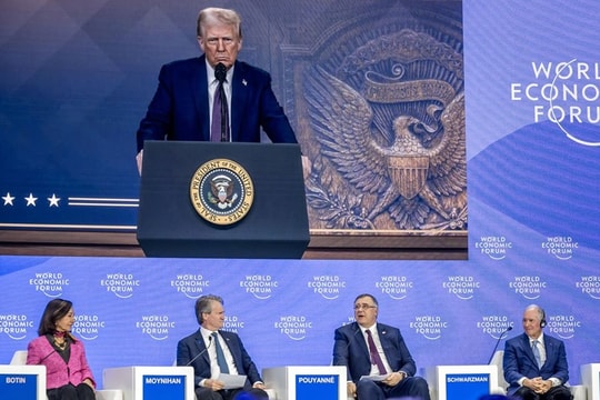 Davos 2025: Hy vọng hòa bình Ukraine bùng lên với sự ủng hộ từ ông Trump