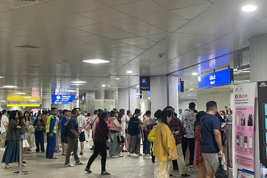 Metro Bến Thành - Suối Tiên tiếp tục tăng cường tàu phục vụ hành khách dịp tết