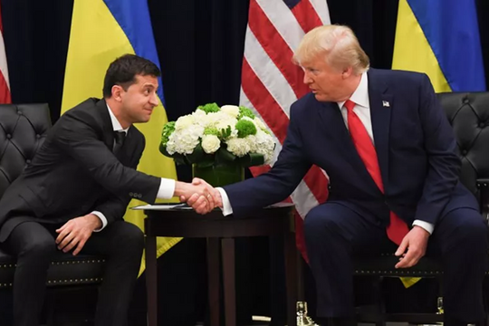 Tranh cãi việc Tổng thống Ukraine chỉ trích ông Biden và EU, khen ngợi ông Trump