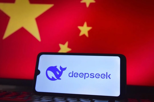 DeepSeek tăng cường an ninh sau Tết, nhà nghiên cứu xóa bài tiết lộ bí mật cải tiến mô hình suy luận R1