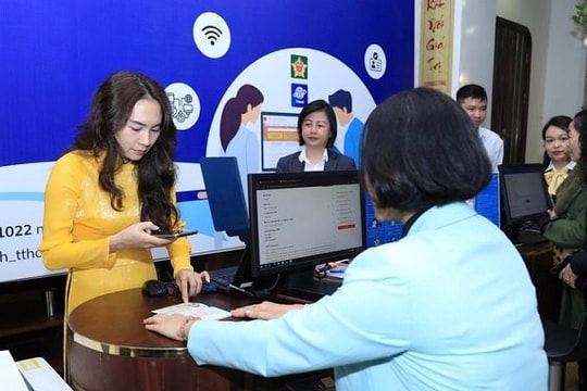 Hà Nội hướng dẫn cấp đổi giấy phép lái xe tại 32 đại lý dịch vụ công