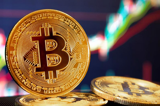 Giá Bitcoin tăng hơn 20% sau khi ông Trump liệt kê 5 loại tiền điện tử trong kho dự trữ chiến lược mới của Mỹ