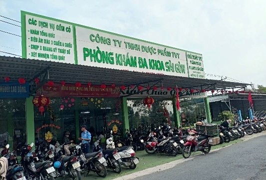 Vi phạm tại Phòng khám Đa khoa Sài Gòn (Cà Mau): Nhiều bác sĩ không đi làm vẫn phát sinh y lệnh