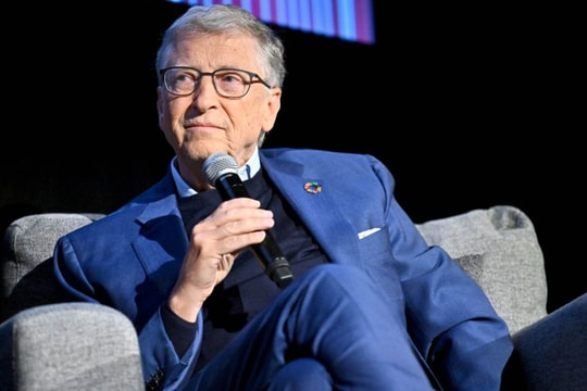 Bill Gates: ‘Chúng ta không sinh ra để làm việc, AI sẽ thay thế con người ở hầu hết công việc’