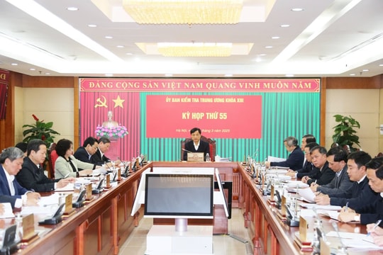 Ủy ban Kiểm tra Trung ương đề nghị kỷ luật nhiều cán bộ