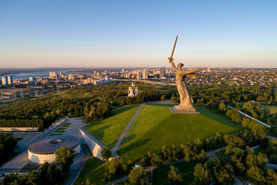 Ông Putin đổi tên sân bay địa phương thành Stalingrad
