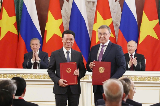 Việt Nam - Nga hợp tác toàn diện về khoa học công nghệ và đổi mới sáng tạo