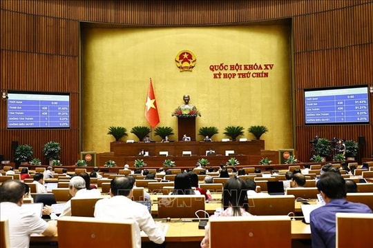 Quốc hội thảo luận chủ trương đầu tư xây dựng 2 dự án đường bộ cao tốc