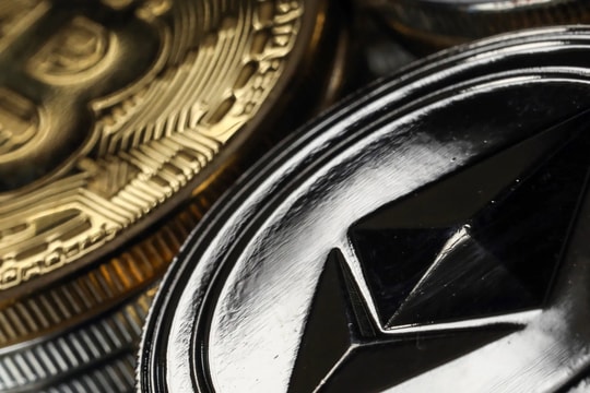 Giới tinh hoa tiền mã hóa bạo chi để chống bắt cóc sau vụ rò rỉ dữ liệu trên sàn Coinbase