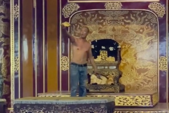 Ngai vàng triều Nguyễn bị phá, ai chịu trách nhiệm?