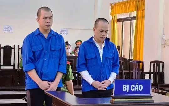 Hai thuyền trưởng lãnh hơn 14 năm tù vì tắt thiết bị giám sát hành trình