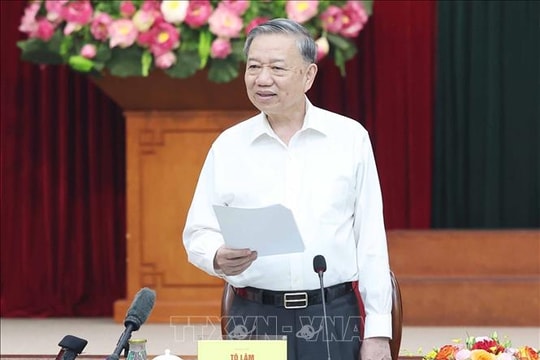 Tổng Bí thư: Khẩn trương tham mưu hoàn thiện tổ chức, bộ máy mới của hệ thống chính trị