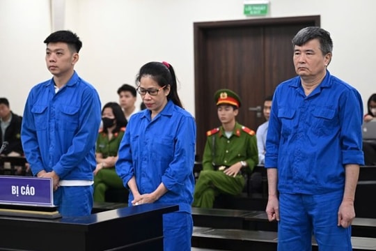 Cựu Vụ phó Thị trường hầu tòa vì gợi ý doanh nghiệp hỗ trợ tiền để… ‘mua nhà to hơn’