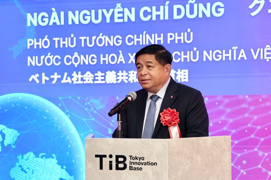 Việt Nam xem KH-CN là 'chìa khóa vàng' để thoát nguy cơ tụt hậu, tiến đến hùng cường