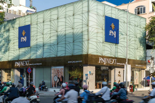 Ai là người chịu trách nhiệm khi vi phạm của PNJ bị chuyển sang cơ quan công an điều tra?