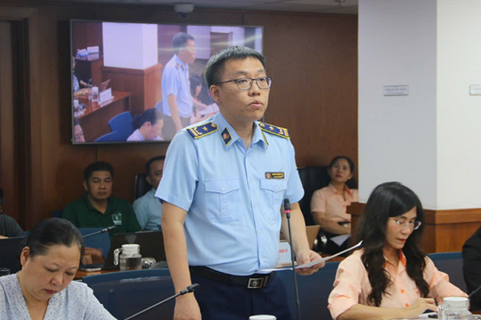 TP.HCM: Tịch thu hơn 1.200 sản phẩm giả được bán tại Saigon Square