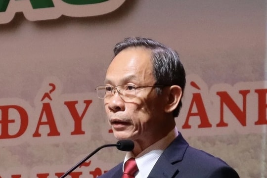 Ban Bí thư thi hành kỷ luật đảng viên vi phạm